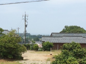 向こうに水平線が